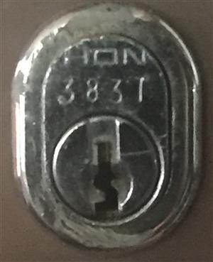 HON 383T Filing Cabinet Key Lock                                                                                                                                                                                                                                                                                                                                                                                                                                                                                    