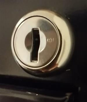 HON SRS Taiwan 6 File Cabinet Key Lock                                                                                                                                                                                                                                                                                                                                                                                                                                                                              