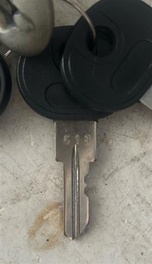 Husky 619 Original Key                                                                                                                                                                                                                                                                                                                                                                                                                                                                                              