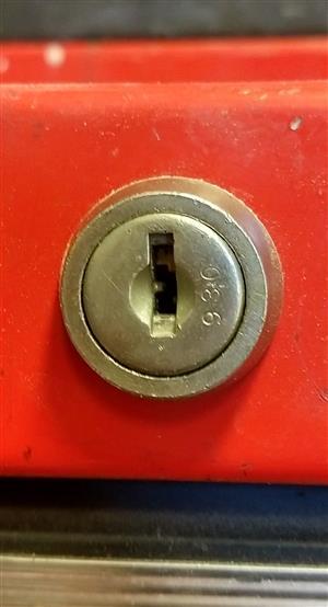 Husky 901 - 1000 Toolbox Replacement Key Series