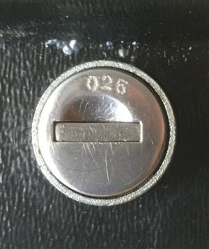 Sears 026 Car Carrier Lock Key                                                                                                                                                                                                                                                                                                                                                                                                                                                                                      