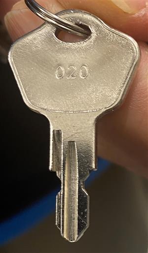 Sentry Safe 020 Key                                                                                                                                                                                                                                                                                                                                                                                                                                                                                                 