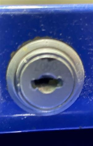 Snap-On 0907 Toolbox Lock Key                                                                                                                                                                                                                                                                                                                                                                                                                                                                                       