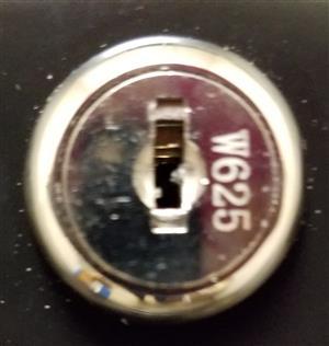Office Depot Staples W625 File Cabinet Lock Key                                                                                                                                                                                                                                                                                                                                                                                                                                                                     